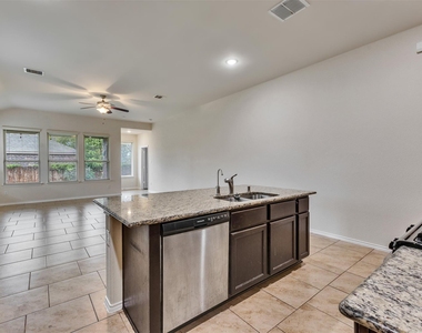 14011 Wolftrap Lane - Photo Thumbnail 17