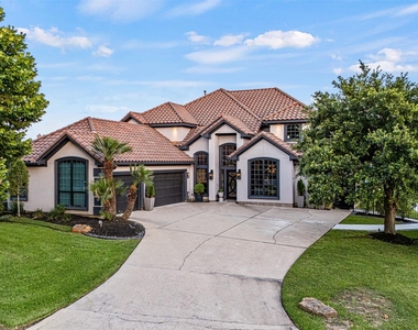 12345 White Oak Point - Photo Thumbnail 3