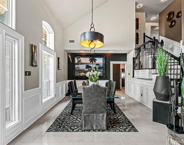 12345 White Oak Point - Photo Thumbnail 9