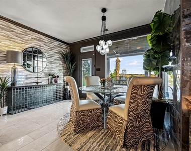 12345 White Oak Point - Photo Thumbnail 26