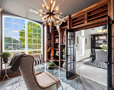 12345 White Oak Point - Photo Thumbnail 14