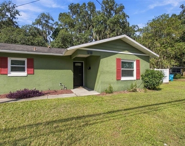 1319 E South Street - Photo Thumbnail 1