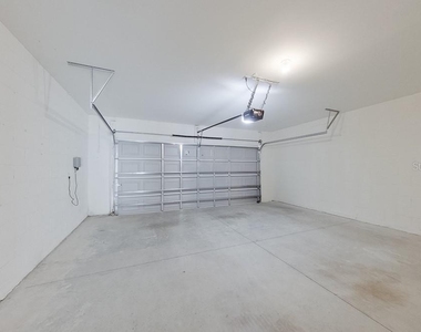 32205 Edson Avenue - Photo Thumbnail 17