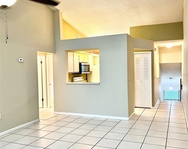 3012 S Semoran Boulevard - Photo Thumbnail 7