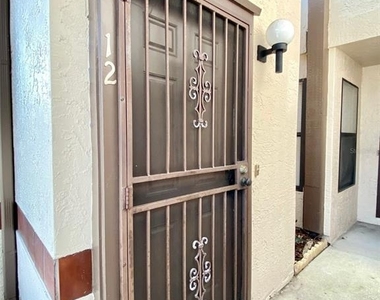 3012 S Semoran Boulevard - Photo Thumbnail 2