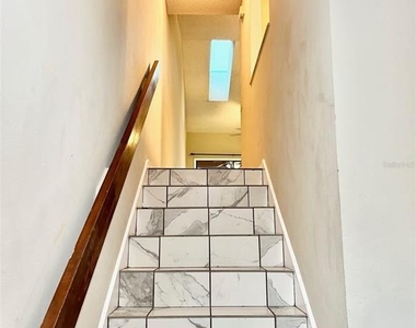 3012 S Semoran Boulevard - Photo Thumbnail 4