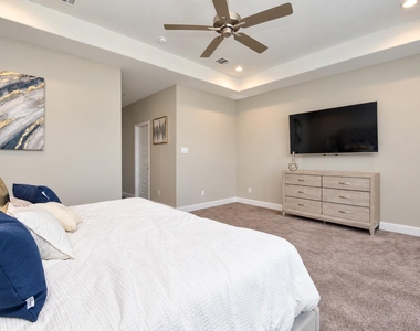 8401 Mclean Street - Photo Thumbnail 16