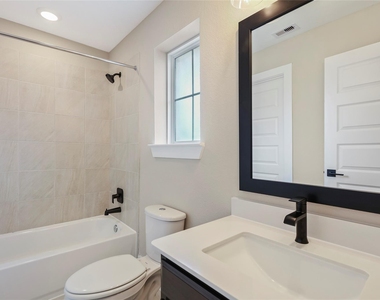 2013 Woodland Pine Court - Photo Thumbnail 23