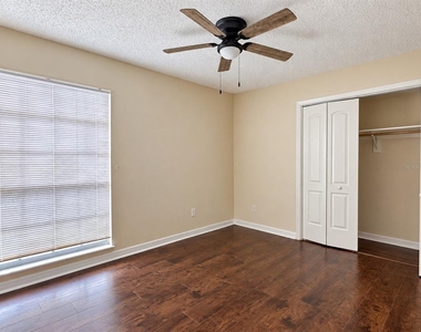 335 Wymore Road - Photo Thumbnail 7
