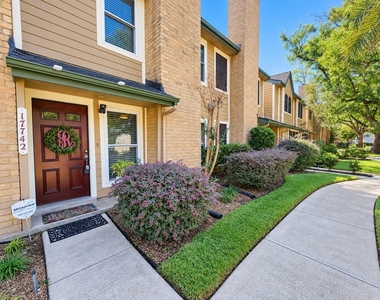 17742 Kings Park Lane - Photo Thumbnail 1