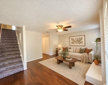 17742 Kings Park Lane - Photo Thumbnail 3