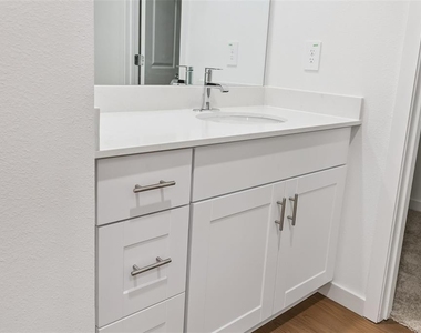 4444 Sw 80th Place - Photo Thumbnail 41
