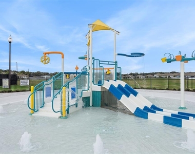 4444 Sw 80th Place - Photo Thumbnail 21