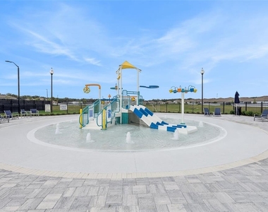 4444 Sw 80th Place - Photo Thumbnail 50