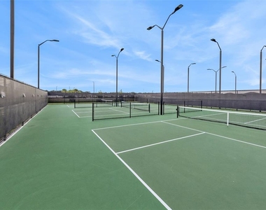 4444 Sw 80th Place - Photo Thumbnail 51