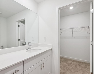 4444 Sw 80th Place - Photo Thumbnail 36