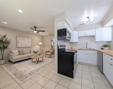 134 Jewel Drive - Photo Thumbnail 2