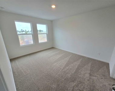 1030 Twins Street - Photo Thumbnail 6
