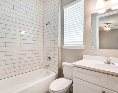 735 Minnesota Avenue - Photo Thumbnail 5