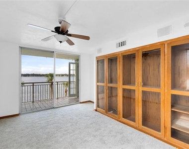 690 Osceola Avenue - Photo Thumbnail 12