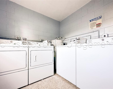 3026 Fairway Lane - Photo Thumbnail 17