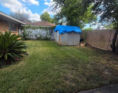 6526 Country Club Drive - Photo Thumbnail 26