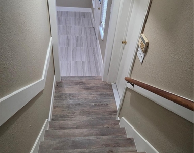 6526 Country Club Drive - Photo Thumbnail 17