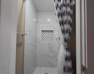 6526 Country Club Drive - Photo Thumbnail 14