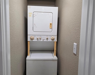 6526 Country Club Drive - Photo Thumbnail 21