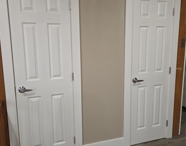 6526 Country Club Drive - Photo Thumbnail 19