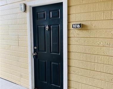 1073 S Hiawassee Road - Photo Thumbnail 3