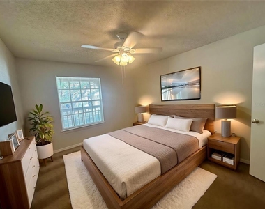 1049 S Hiawassee Road - Photo Thumbnail 7