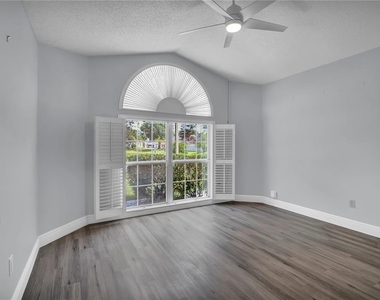 13326 Heron Cove Drive - Photo Thumbnail 10