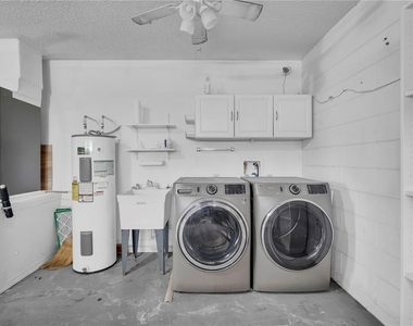 13326 Heron Cove Drive - Photo Thumbnail 19