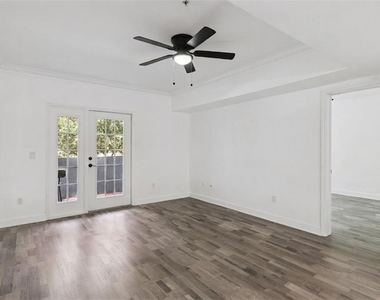 300 E South Street - Photo Thumbnail 2