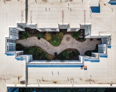 300 E South Street - Photo Thumbnail 33