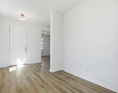 2613 Broadwing Street - Photo Thumbnail 13
