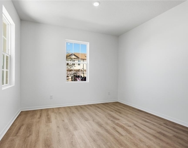 2613 Broadwing Street - Photo Thumbnail 15