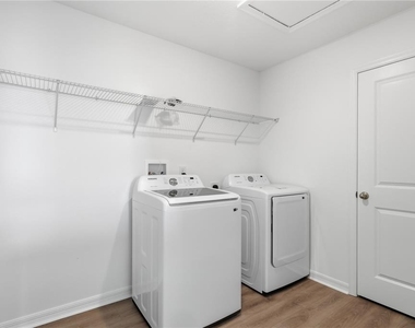 2613 Broadwing Street - Photo Thumbnail 37