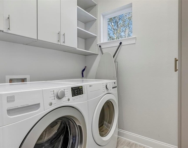 9026 Sperry Street - Photo Thumbnail 9