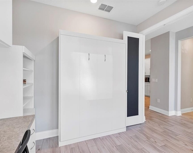 9026 Sperry Street - Photo Thumbnail 7