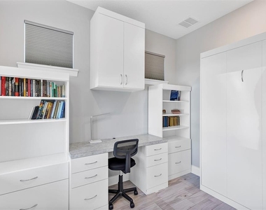 9026 Sperry Street - Photo Thumbnail 6