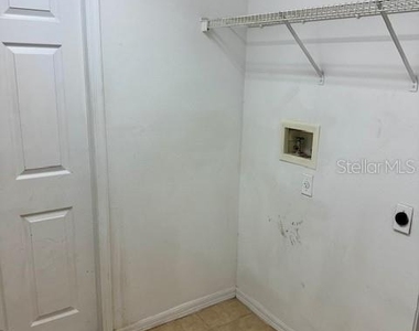 5118 Hook Hollow Circle - Photo Thumbnail 9