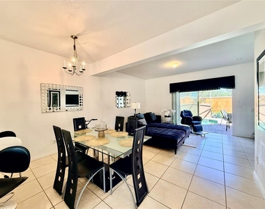 4548 Alberto Circle - Photo Thumbnail 4