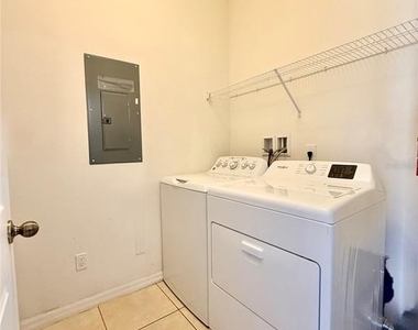 4548 Alberto Circle - Photo Thumbnail 7