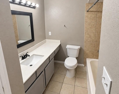 7975 Streamside Drive - Photo Thumbnail 3