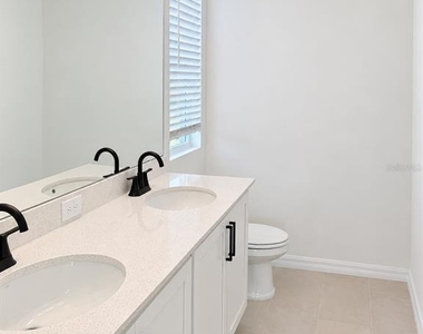 17380 Sweet Moro Drive - Photo Thumbnail 9