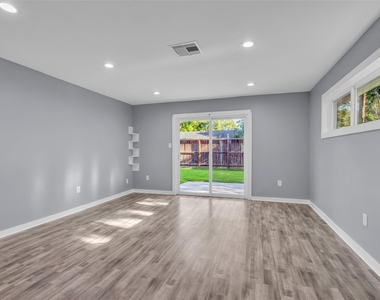6930 Neff Street - Photo Thumbnail 20