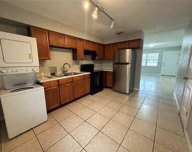 118 Eaton Street - Photo Thumbnail 7