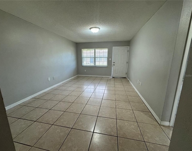 118 Eaton Street - Photo Thumbnail 3